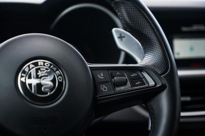 Test: Alfa Romeo Stelvio Q4 Veloce 2.2D 211Ps